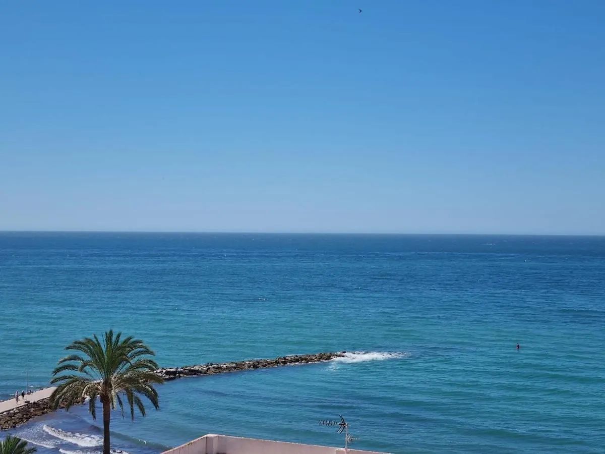 Lets In The Sun Playa Fontanilla Apartment Μαρμπέλλα